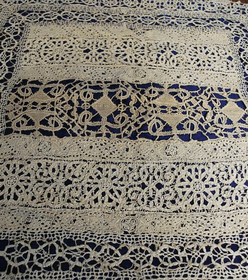 Very Early 17th Century Antique Italian Openwork Reticella Lace