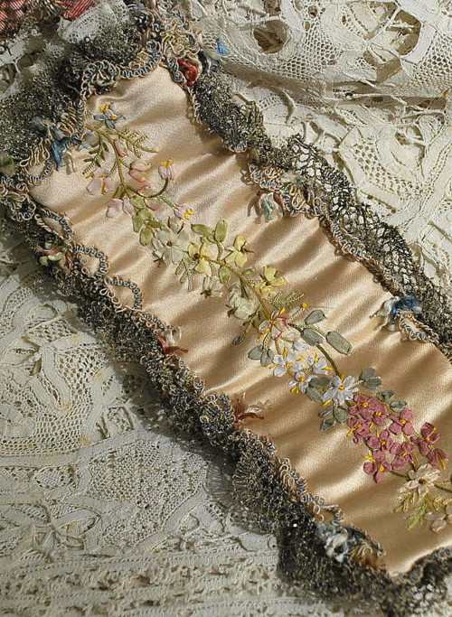 Antique Charming Ribbonwork Scissor Case