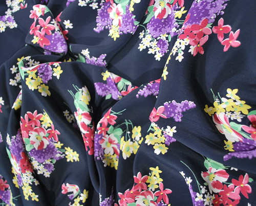 Vintage 1930s Fluttery Floral Silk Crepe