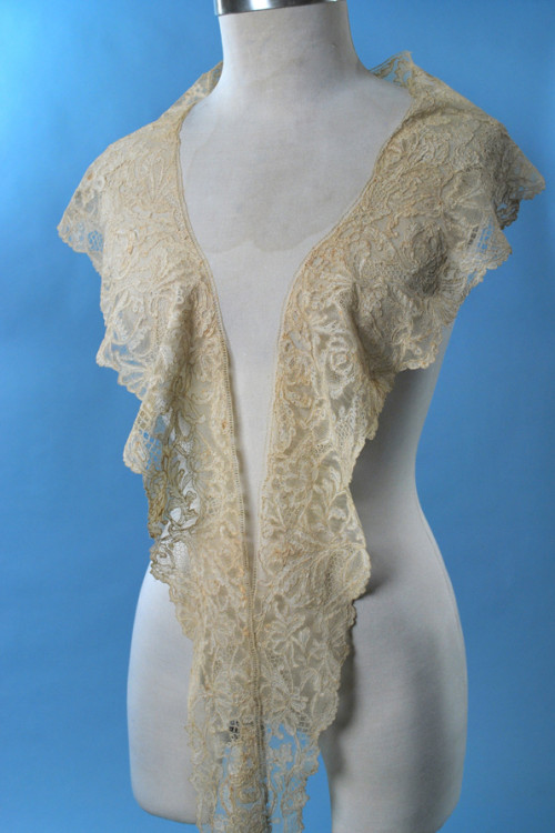 Antique 17th Century Rare Point de France Lace Large Collar